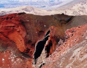 Web sizeTongariro Red Crater