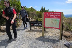 bushline e sign plus hazard map sign spanish trekkers KW mod